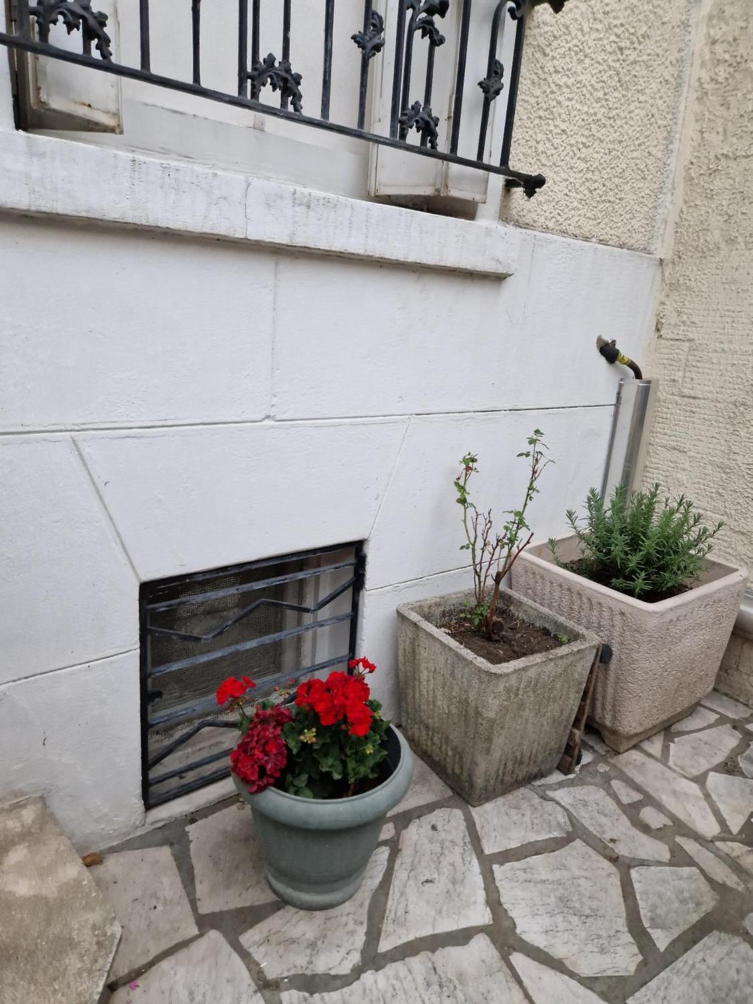 Appartamento Break Moment In Paris By Metro 7 Aubervilliers Esterno foto